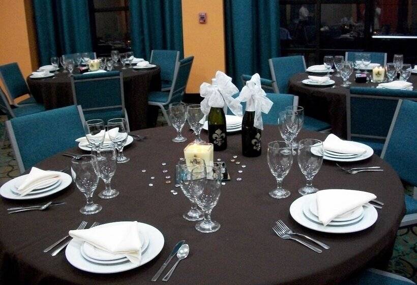 בית מלון כפרי Quality Suites