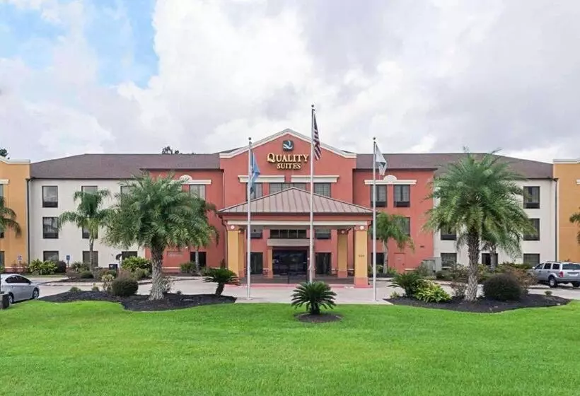 호텔 Quality Suites