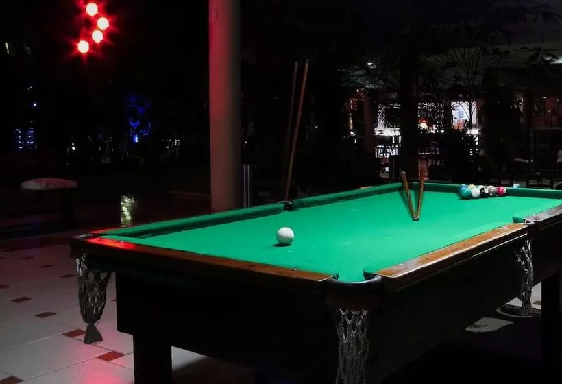 فندق Ramada By Wyndham Porto Seguro Praia