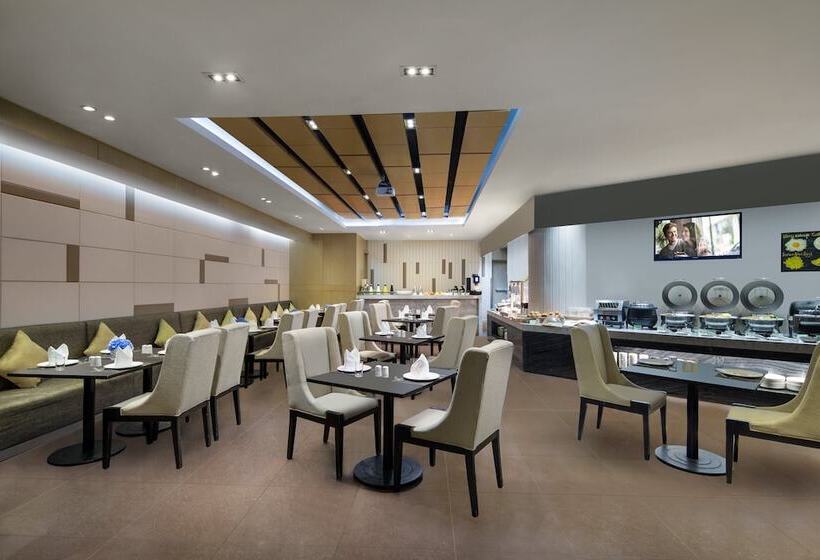 Отель Somerset Emerald City Suzhou