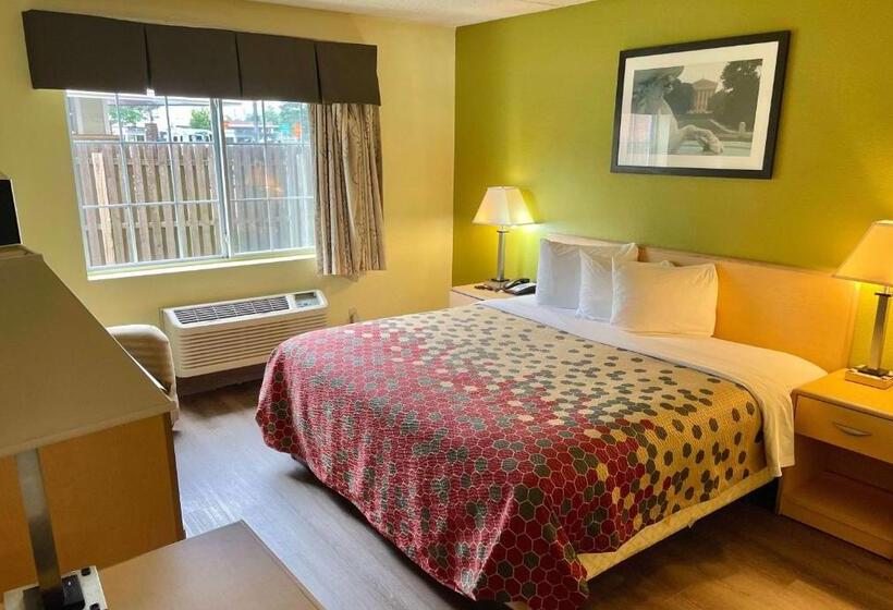 בית מלון כפרי Super 8 By Wyndham Gloucester