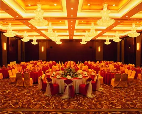 호텔 Yalong International