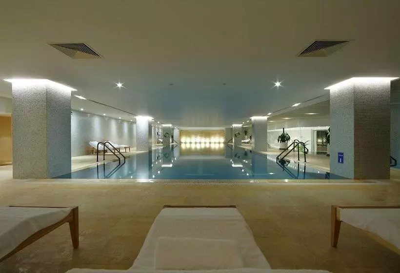 The Lake View Hotel Beijing