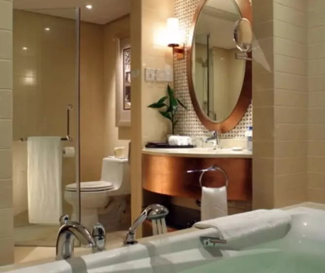 The Lake View Hotel Beijing