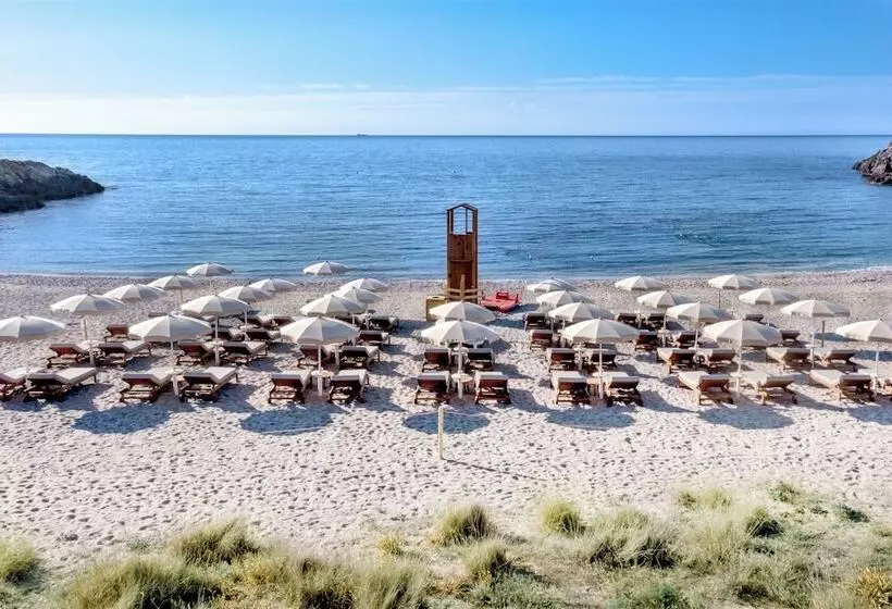 Veridia Resort Sardinia, A Member of Radisson Individuals