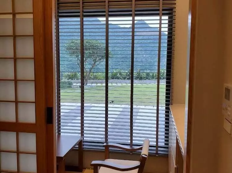 تختخواب و صبحانه Jien Mount Villas