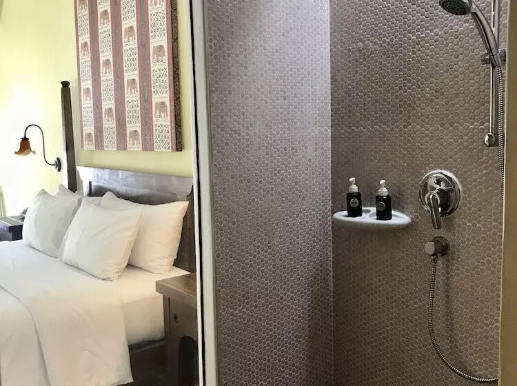 Ao Nang Colors Hotel Aonang Beach