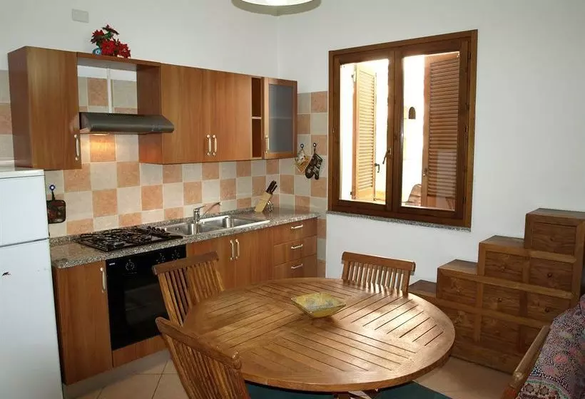 Otel Appartamenti Iris