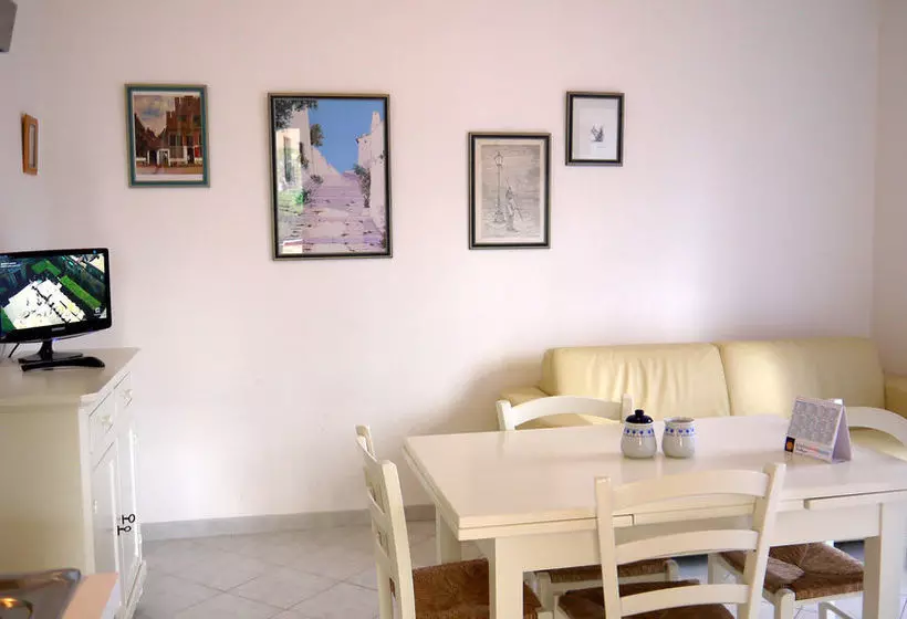 Otel Appartamenti Iris