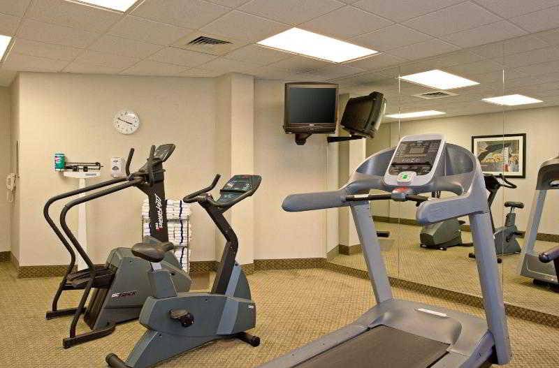 ホテル Best Western Valencia/six Flags Inn & Suites