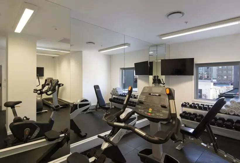 Отель Breakfree On Cashel, An Accor