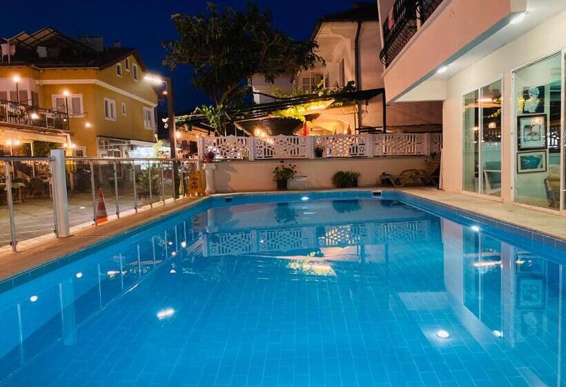 בית מלון כפרי Dönmez