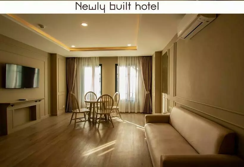 Отель Eurana Boutique