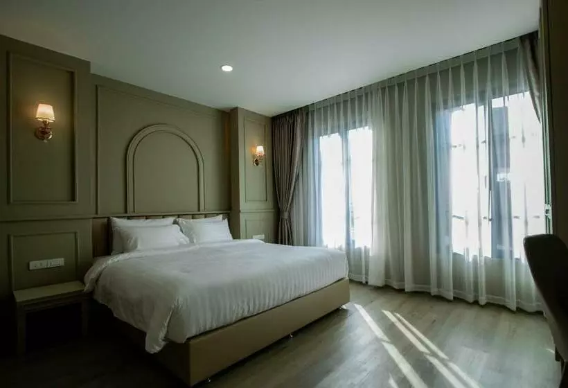 Отель Eurana Boutique