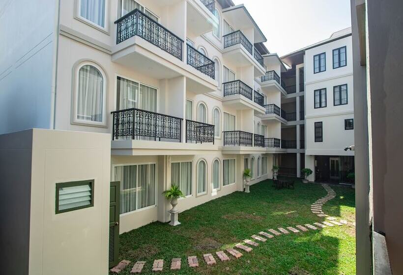 فندق Eurana Boutique