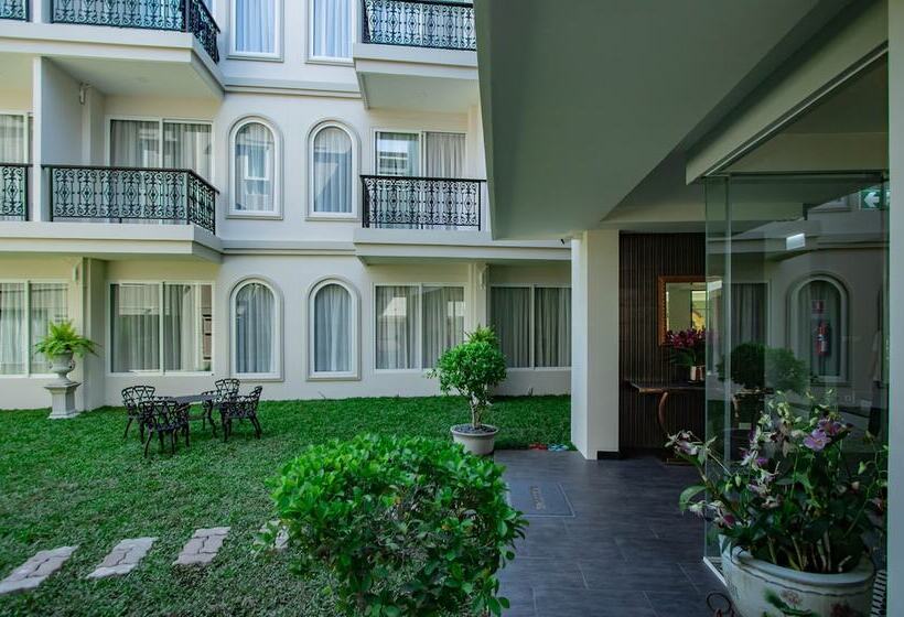 فندق Eurana Boutique