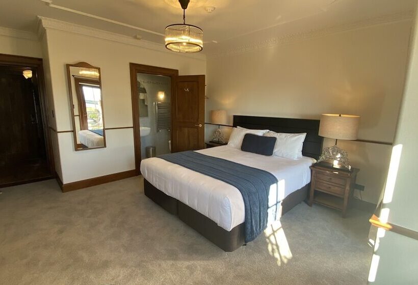 Отель Grand Arden Monaco Nelson