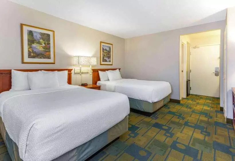 酒店 La Quinta By Wyndham Chicago Gurnee