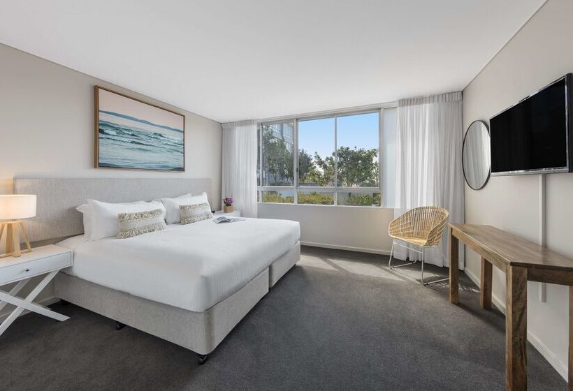 בית מלון כפרי Oaks Nelson Bay Lure Suites