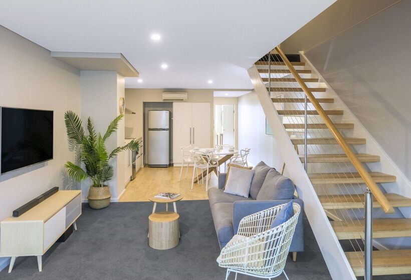 בית מלון כפרי Oaks Nelson Bay Lure Suites