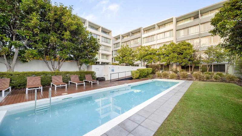 בית מלון כפרי Oaks Nelson Bay Lure Suites