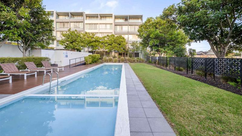 בית מלון כפרי Oaks Nelson Bay Lure Suites