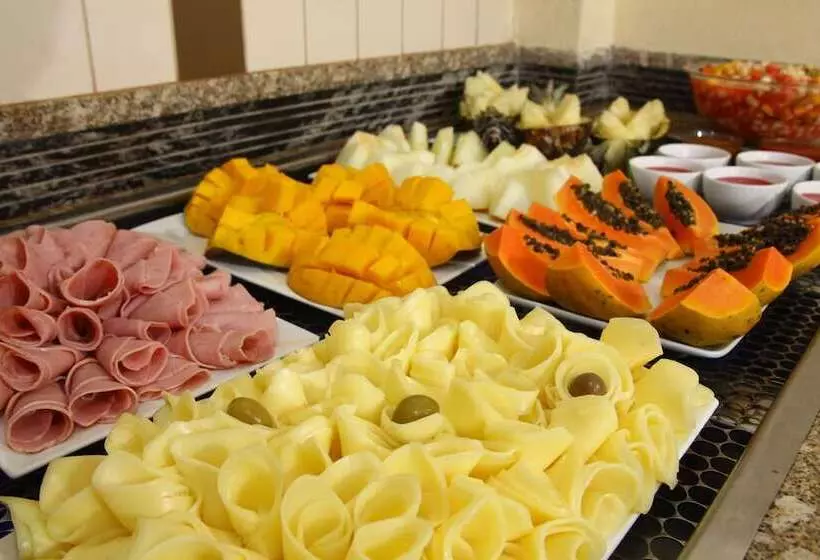 Hotel Pousada Pedra Torta