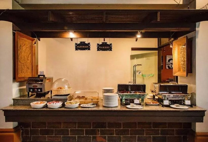 בית מלון כפרי Raming Lodge