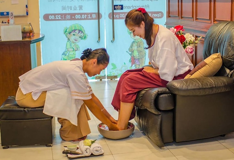 בית מלון כפרי Raming Lodge