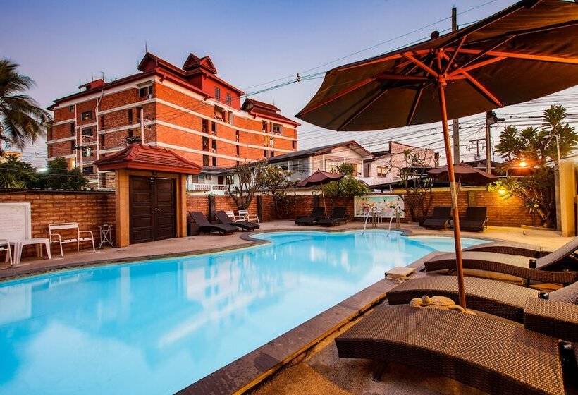 בית מלון כפרי Raming Lodge