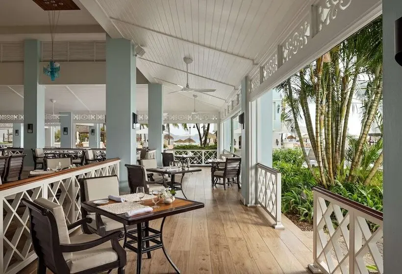 هتل Sandals Grande St. Lucian Spa And Beach All Inclusive Resort   Couples Only