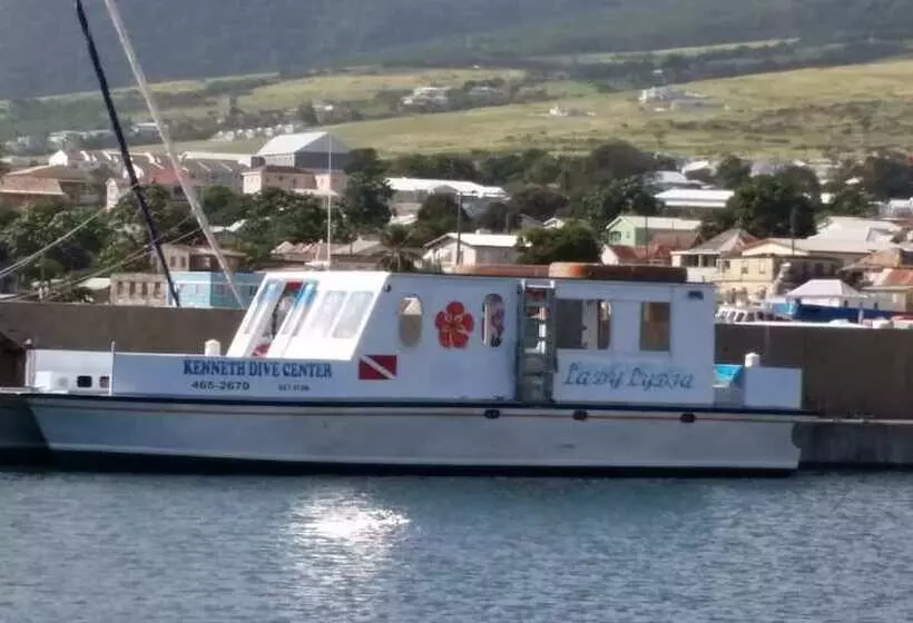 Sugar Bay Club Suites & Hotel