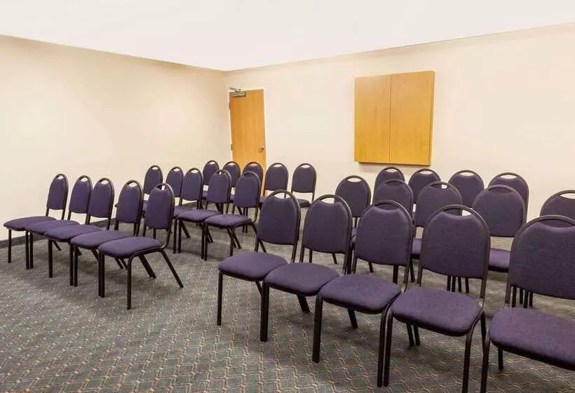 Microtel Inn & Suites By Wyndham Conyers/atlanta Area