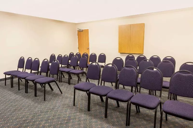 Microtel Inn & Suites By Wyndham Conyers/atlanta Area