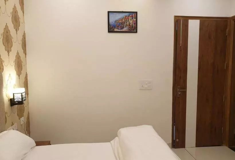 Aamiaismajoitus (B&B) Mahadev Residency