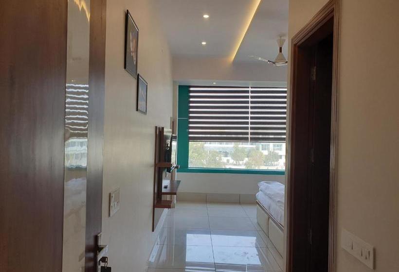 Bed and Breakfast Mahadev Residency