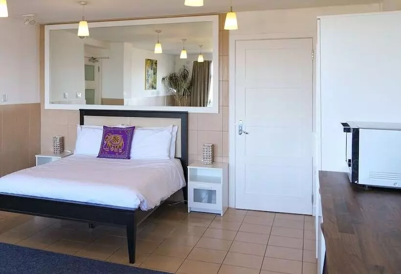 هتل Bayview Bed And Breakfast