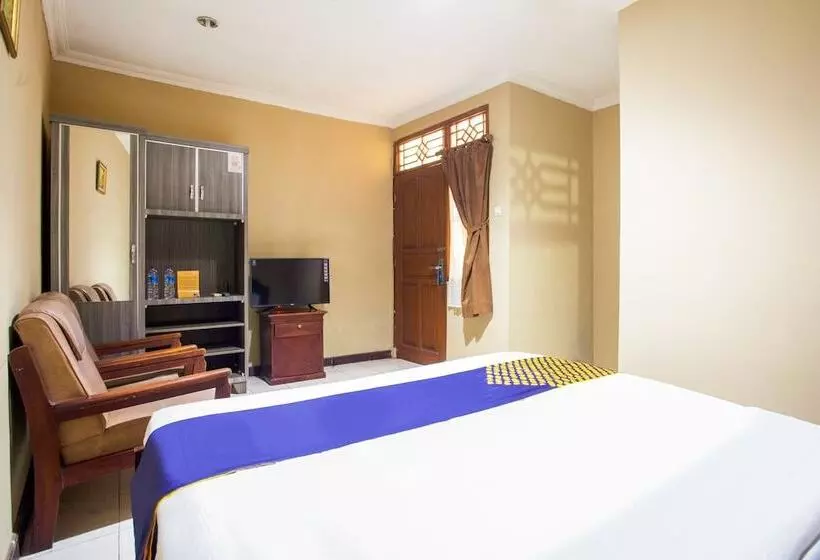 Hôtel Spot On 3858 Elsana Transit