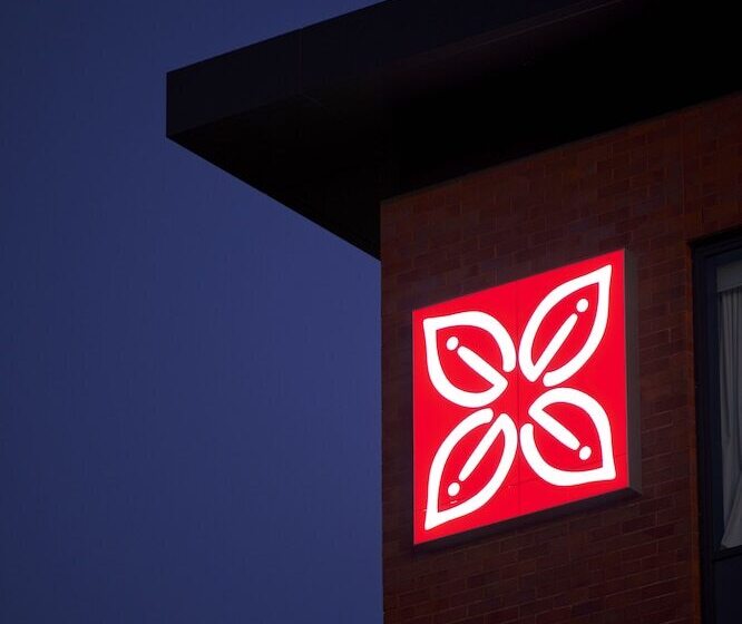 Отель Hilton Garden Inn Albany