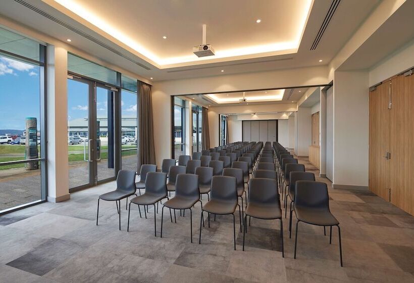 Отель Hilton Garden Inn Albany