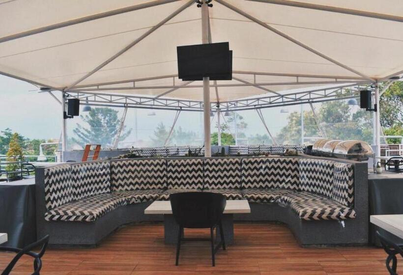 Kapal Garden Hotel Malang