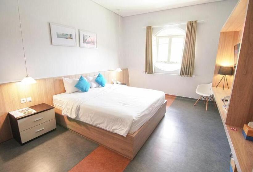 Kapal Garden Hotel Malang