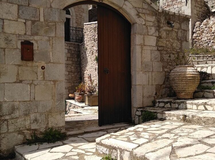 호텔 Loussiou Nymfes