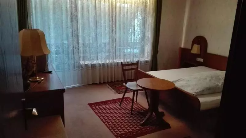 هتل Monteurpension Guenter