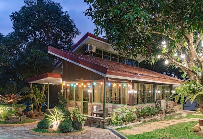 酒店 Nauvoo Farm Resort