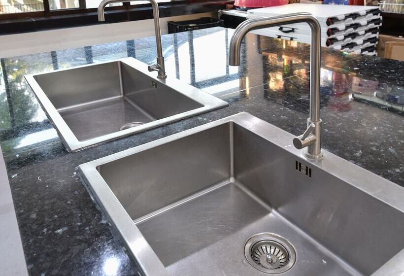 酒店 Nauvoo Farm Resort