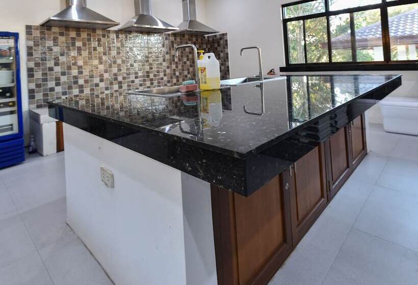 酒店 Nauvoo Farm Resort