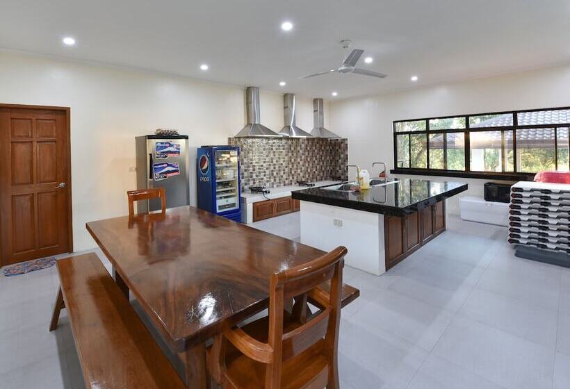 酒店 Nauvoo Farm Resort