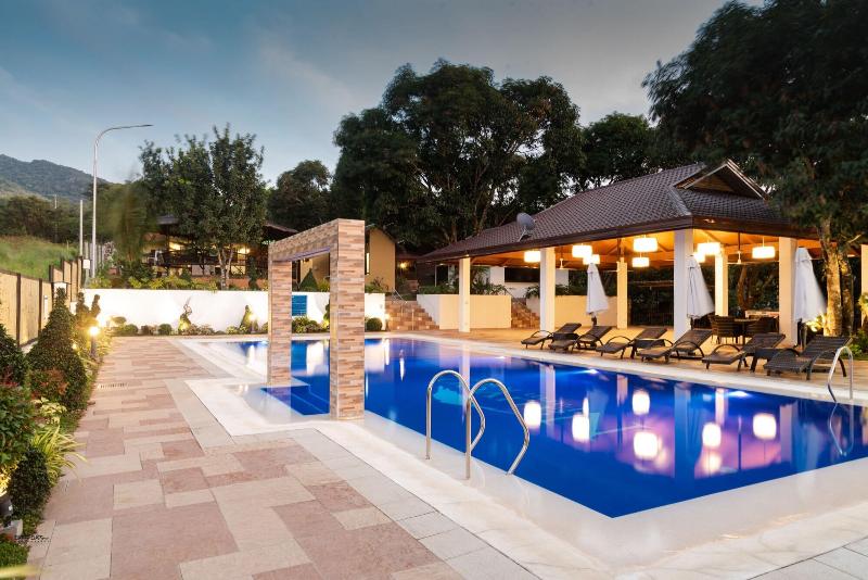 酒店 Nauvoo Farm Resort