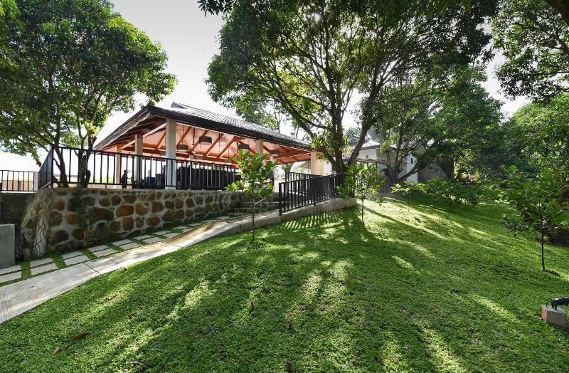 酒店 Nauvoo Farm Resort